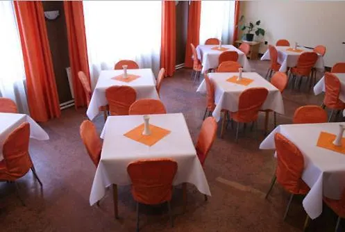 Couette-café Vadregeny Panzio *